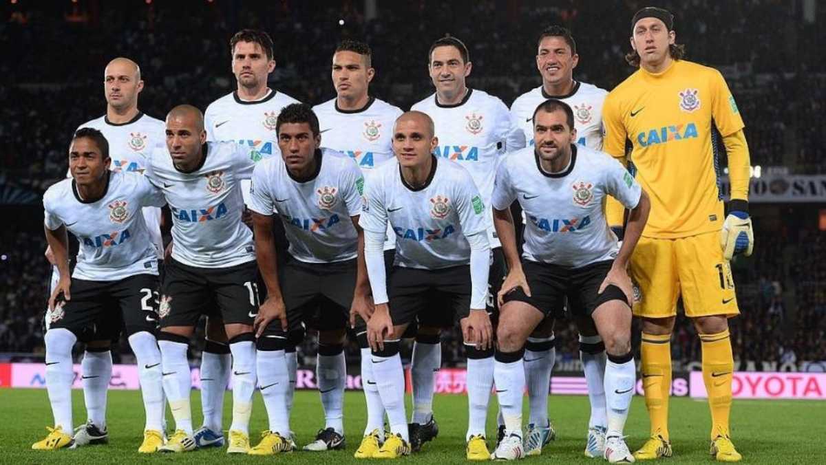 Inacreditável, o dia que o Corinthians chegaria para jogar a Champions  League e ficar entre os quatro primeiros - Portal da Torcida